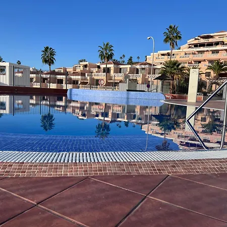 Paulmarie Duplex In Colina Blanca 阿德耶